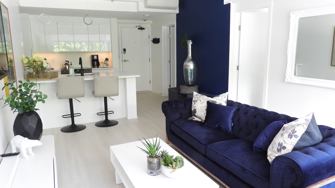 Photo of Livingroom in Kelowna Central Business District