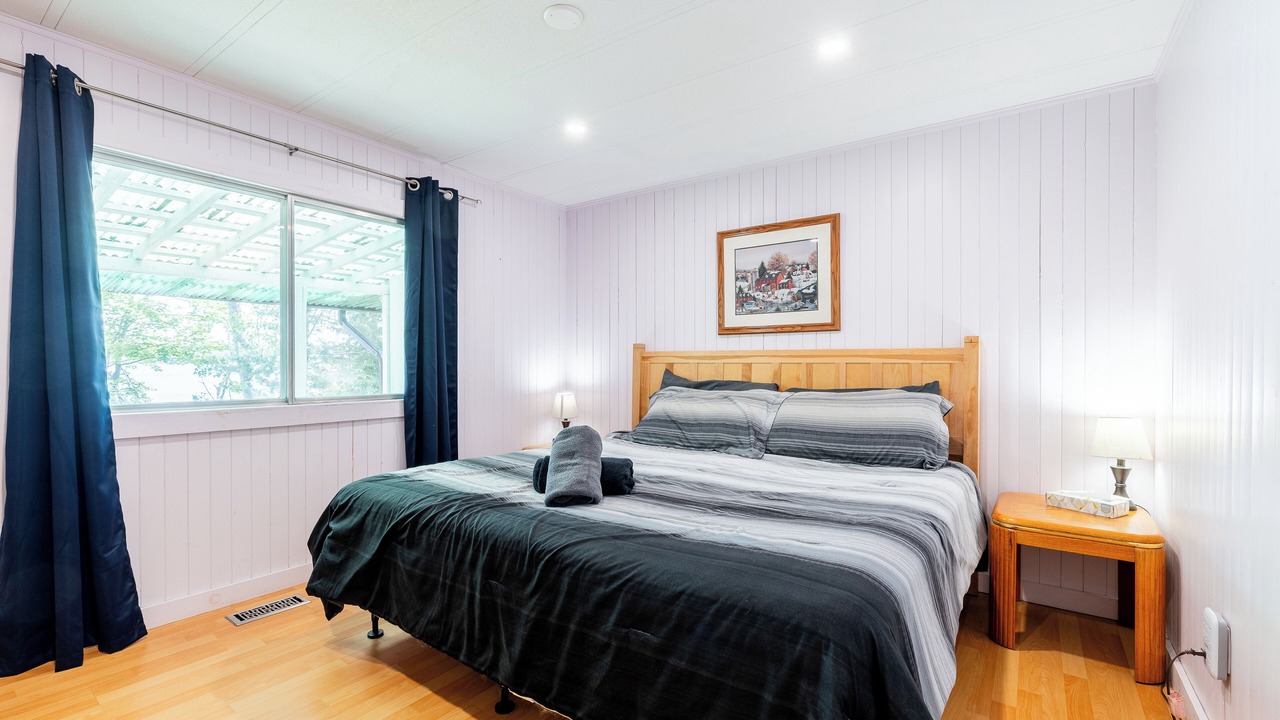 Photo of Bedroom in MacTier