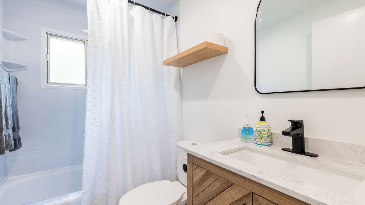 Photo of Bathroom in MacTier