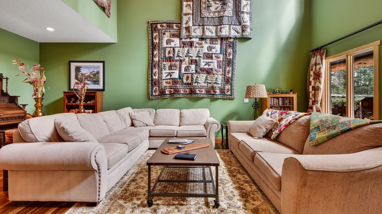 Photo of Livingroom in Bragg Creek