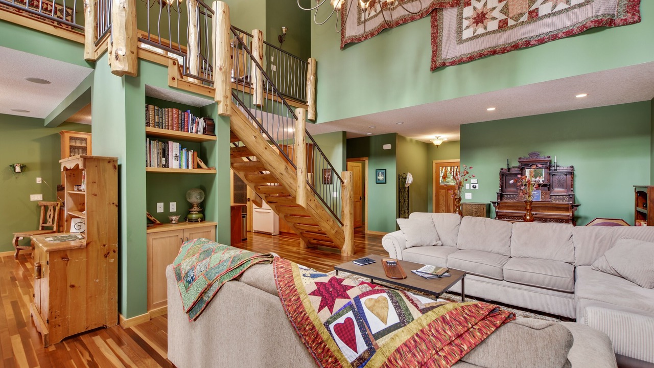 Photo of Livingroom in Bragg Creek