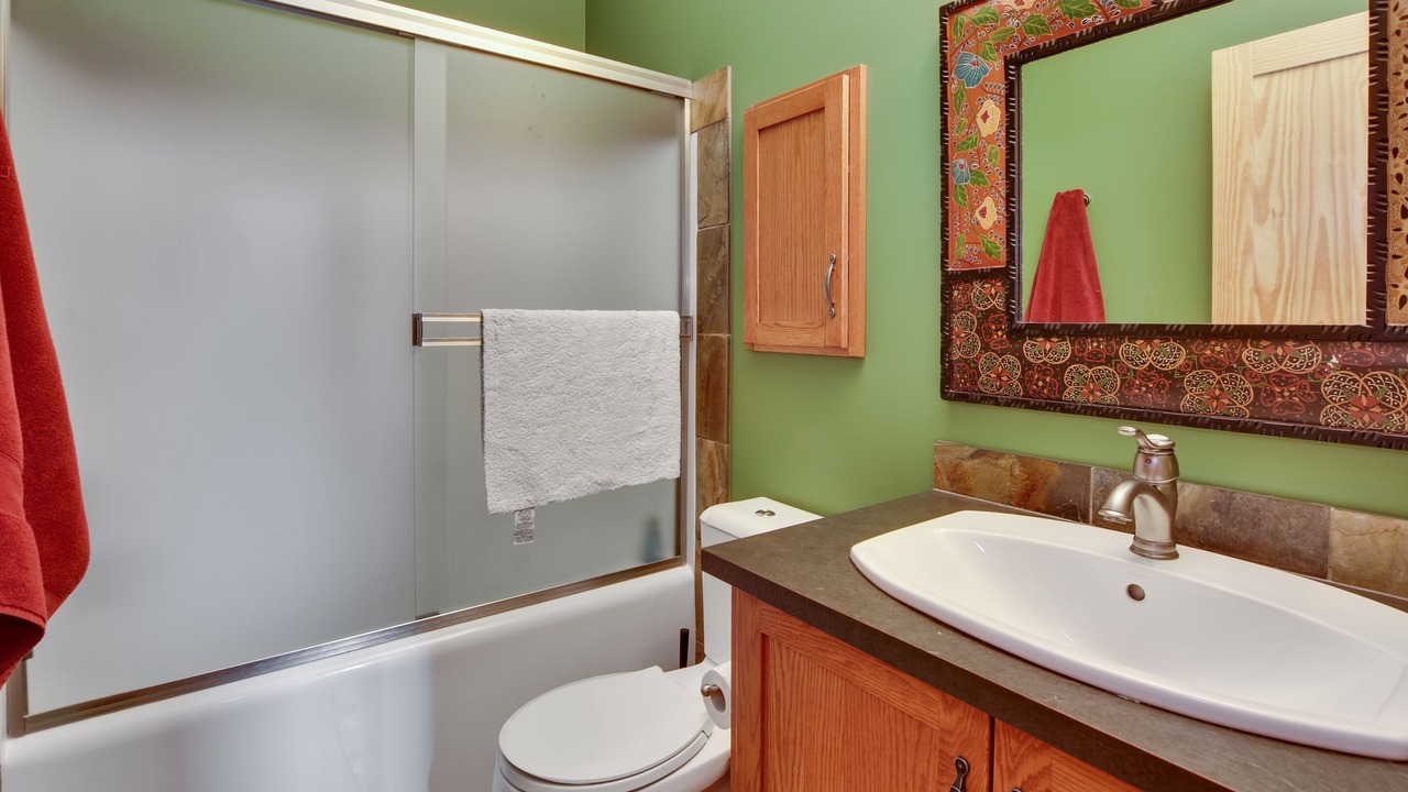 Photo of Bathroom in Bragg Creek