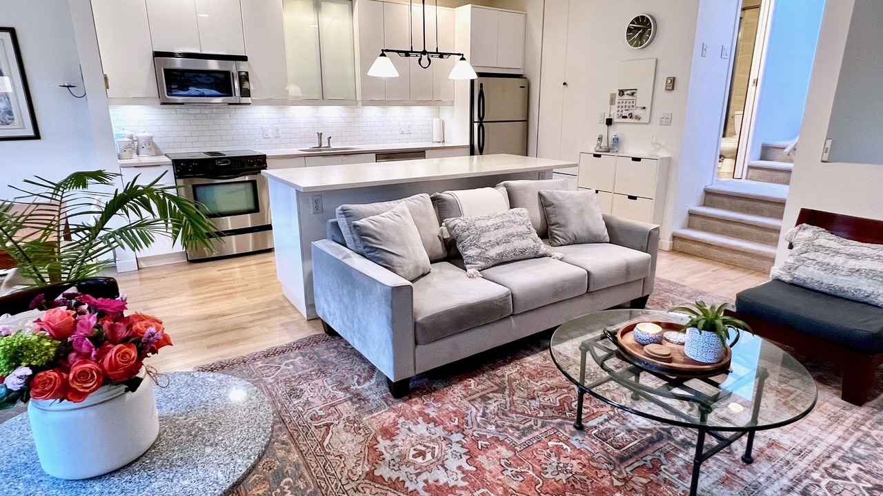 Photo of Livingroom in Kitsilano
