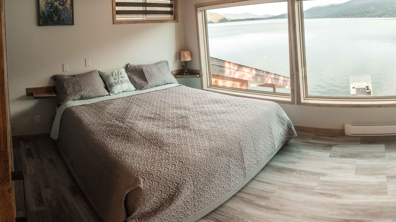 Photo of Bedroom in Christina Lake