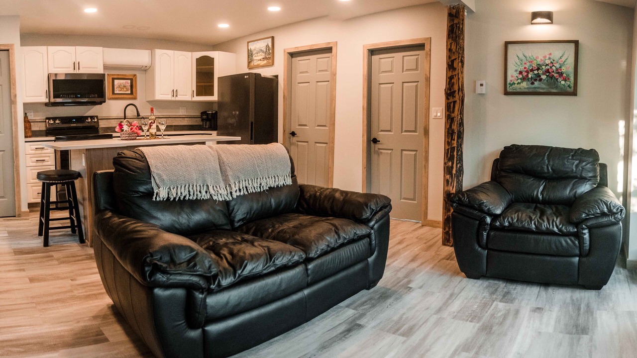 Photo of Livingroom in Christina Lake