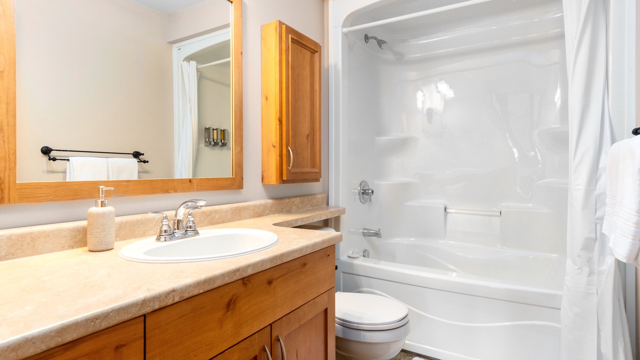 Photo of Bathroom in Wasagaming