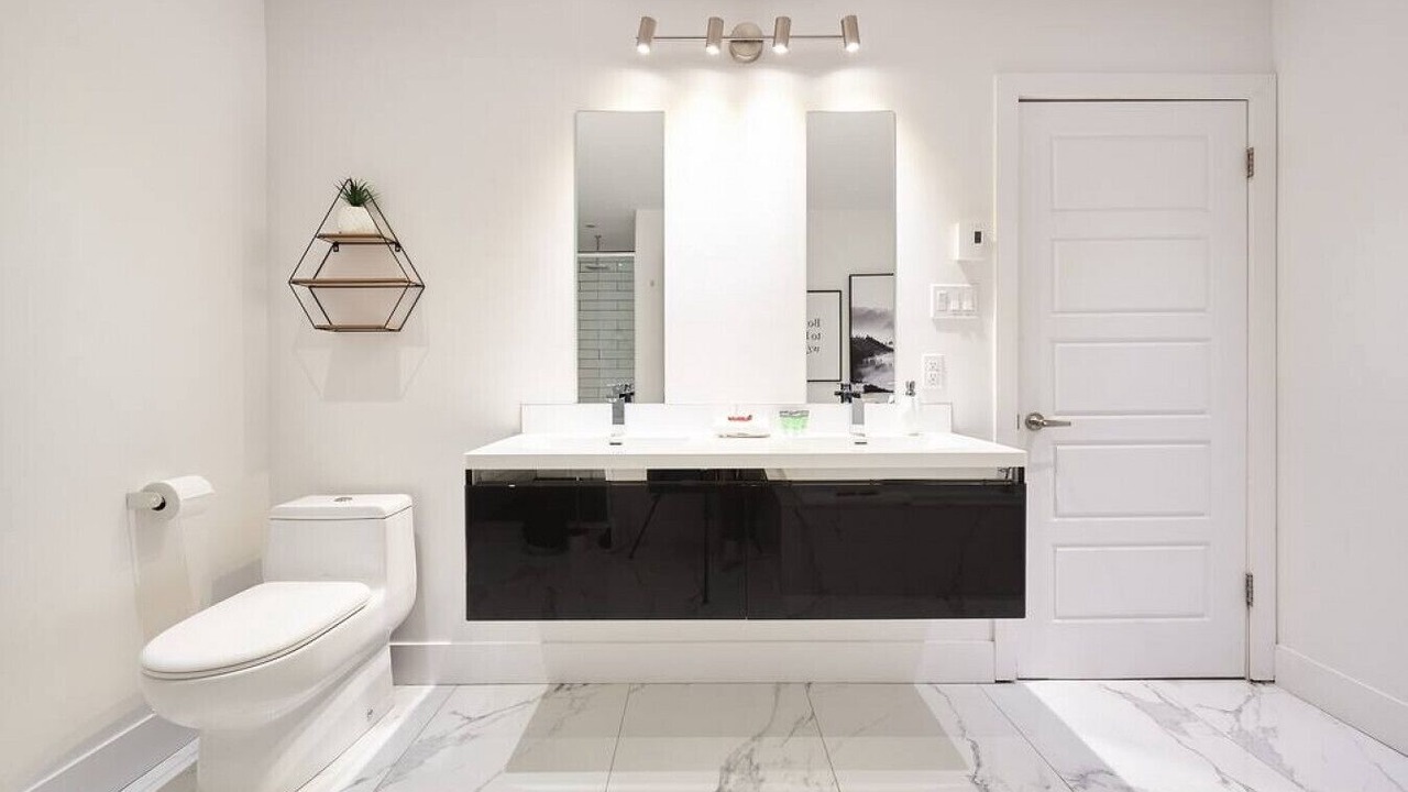 Photo of Bathroom in Little Italy