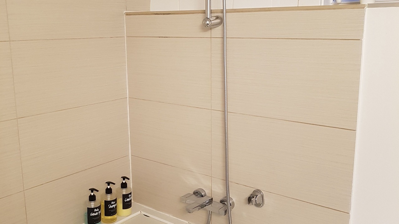 Photo of Bathroom in Deep Cove