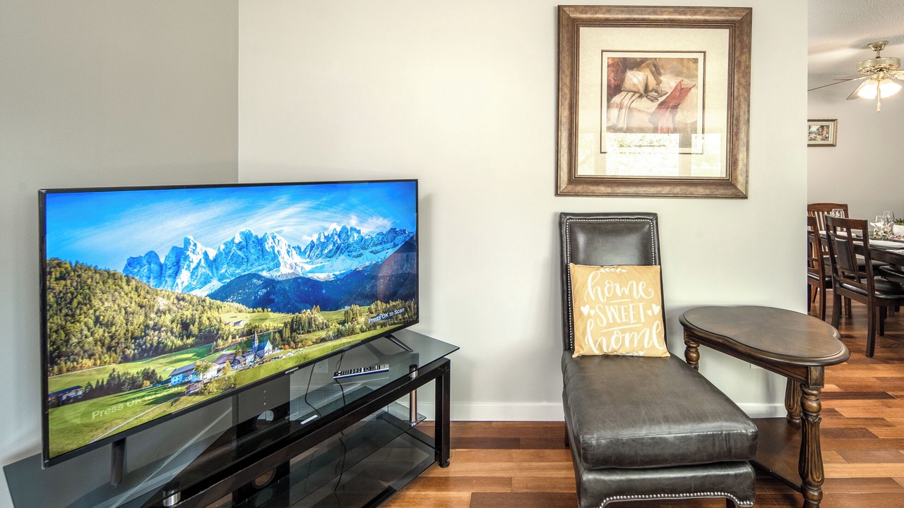 Photo of Livingroom in Calgary