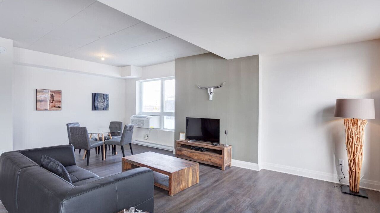 Photo of Livingroom in Laval