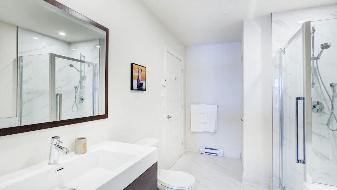 Photo of Bathroom in Laval