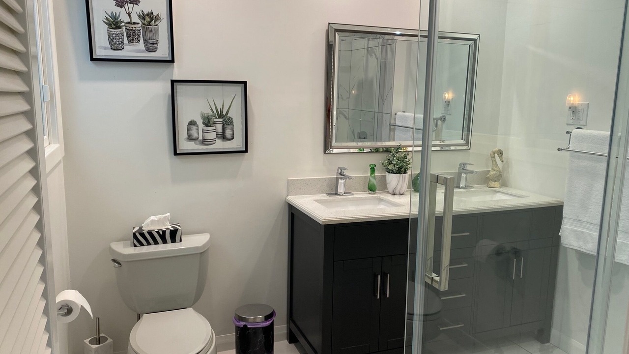 Photo of Bathroom in Niagara-on-the-Lake