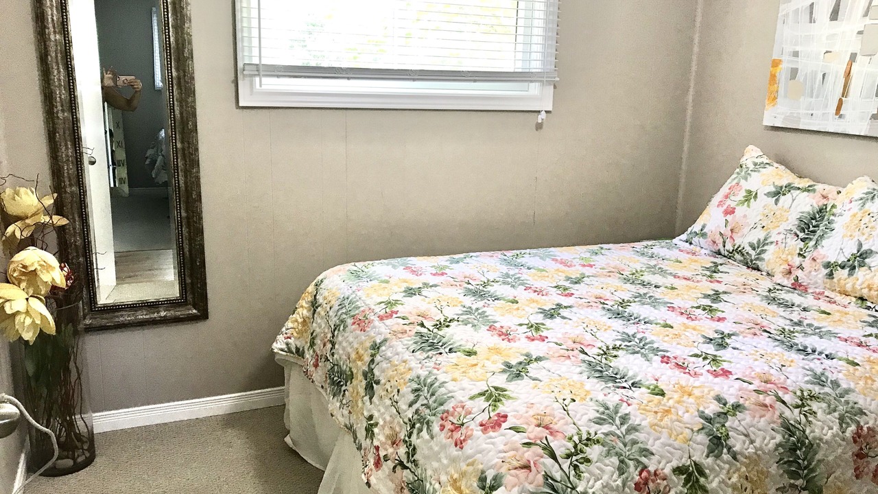 Photo of Bedroom in Sauble Beach