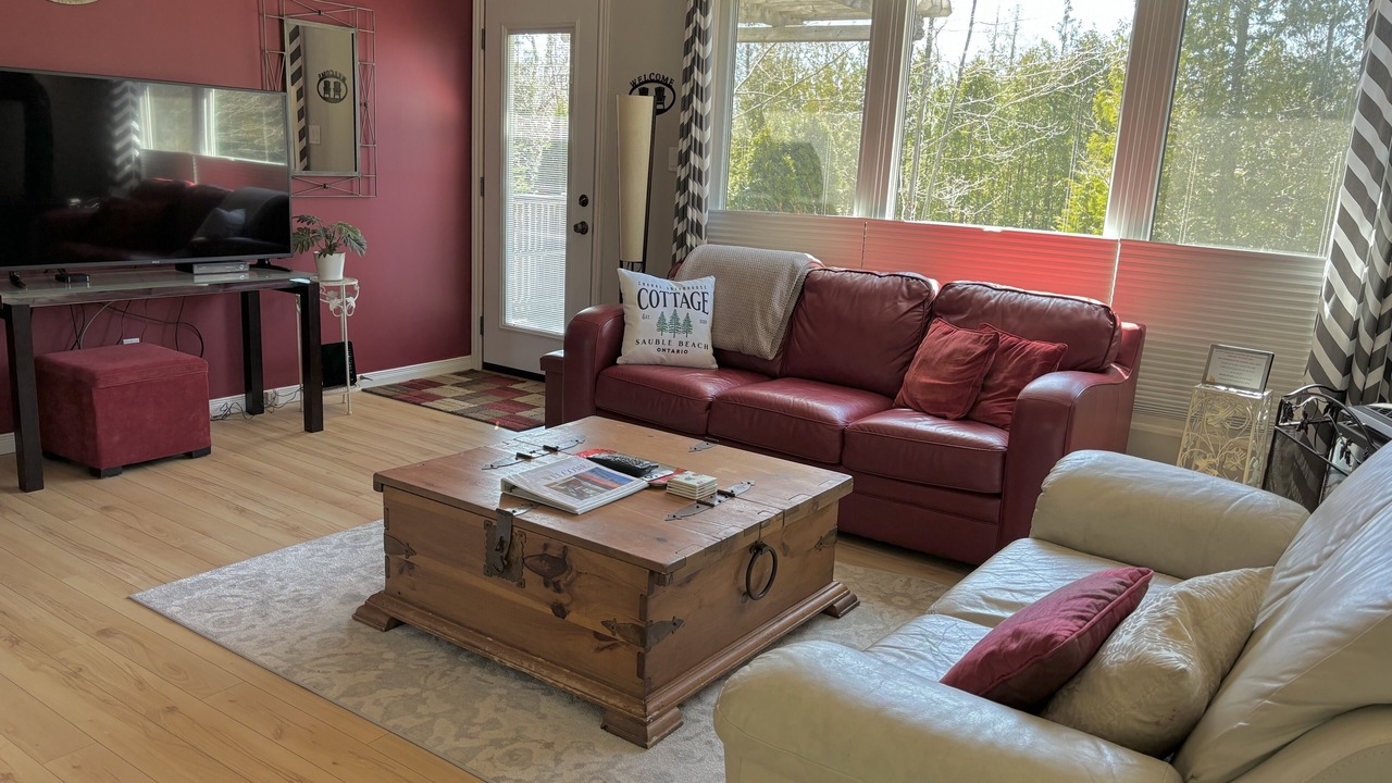 Photo of Livingroom in Sauble Beach