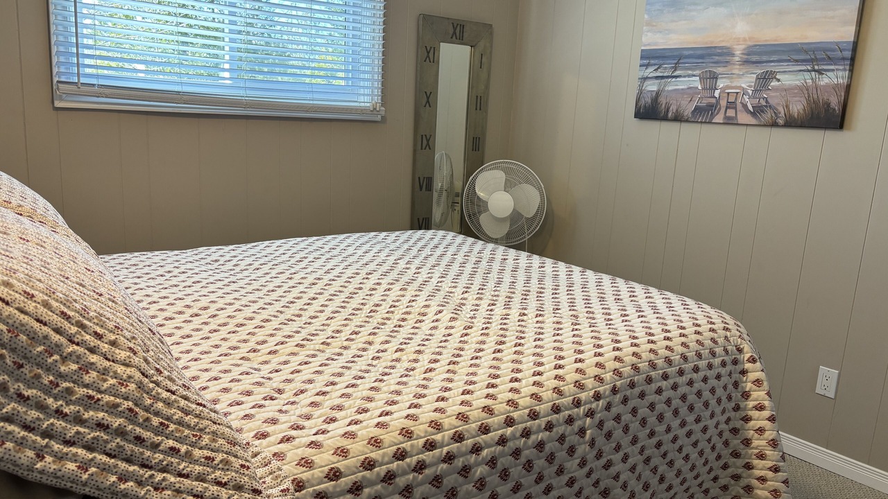 Photo of Bedroom in Sauble Beach