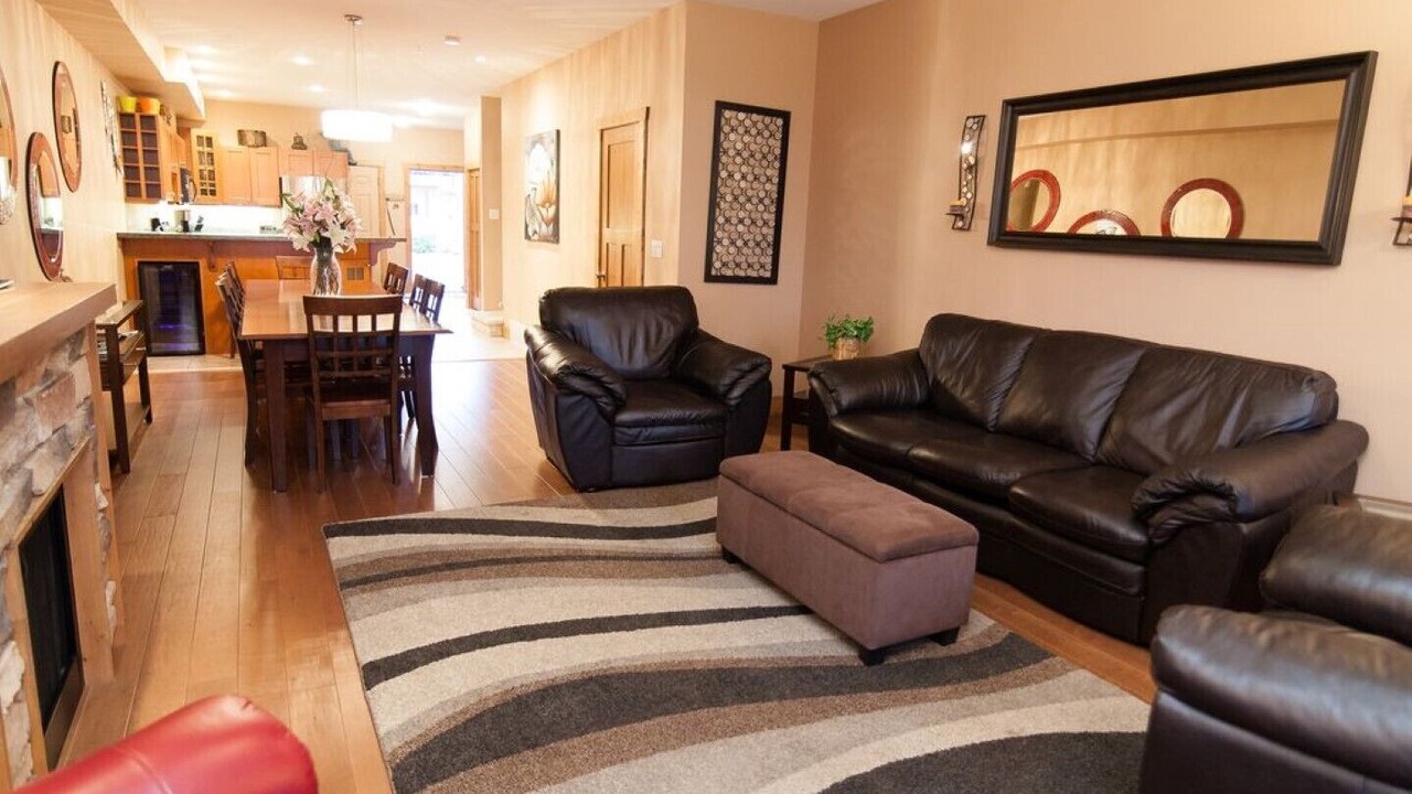 Photo of Livingroom in Okanagan-Similkameen