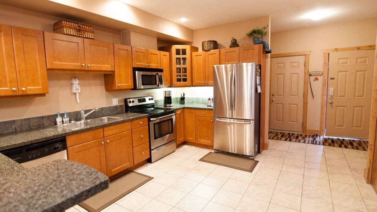Photo of Kitchen in Okanagan-Similkameen