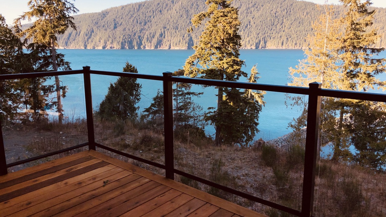 Photo of Patio Balcony in Port Renfrew