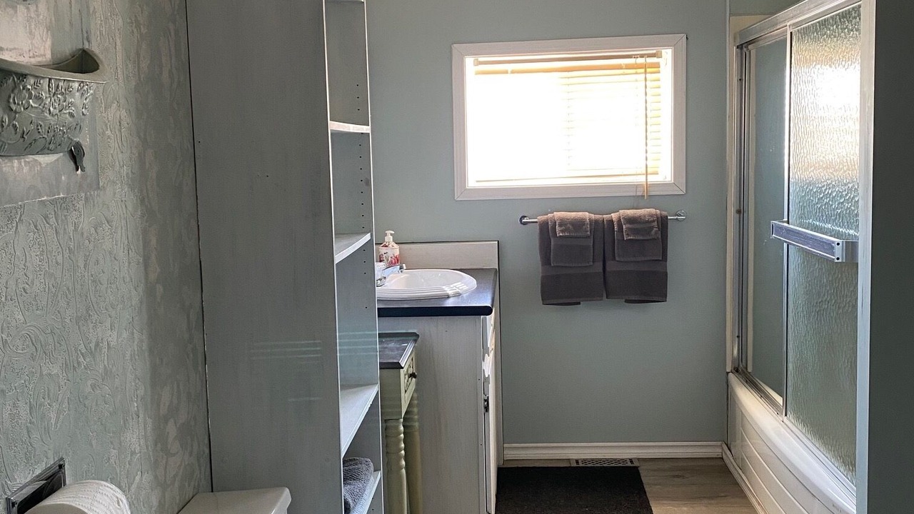 Photo of Bathroom in Britt