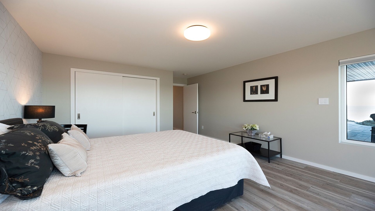 Photo of Bedroom in Saanich East