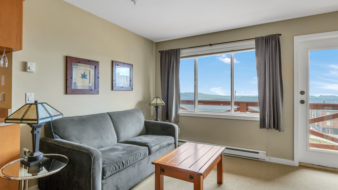 Photo of Livingroom in Big White Ski Resort