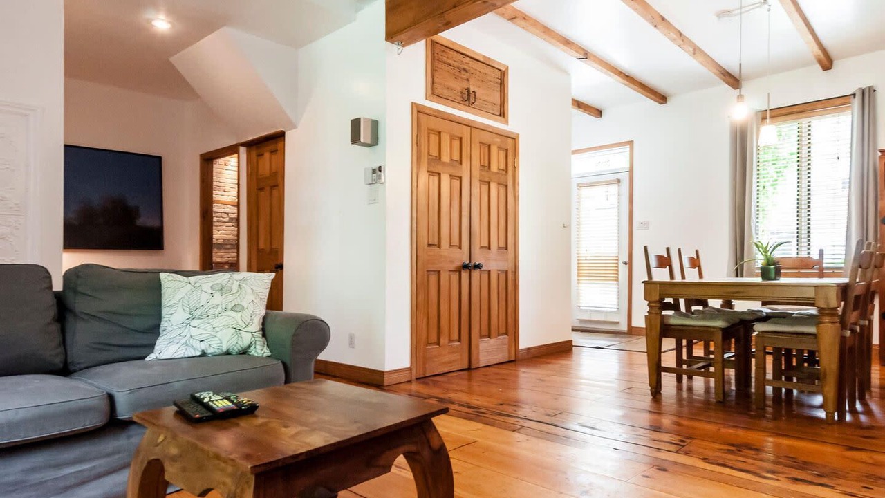 Photo of Bedroom in Pointe-Saint-Charles