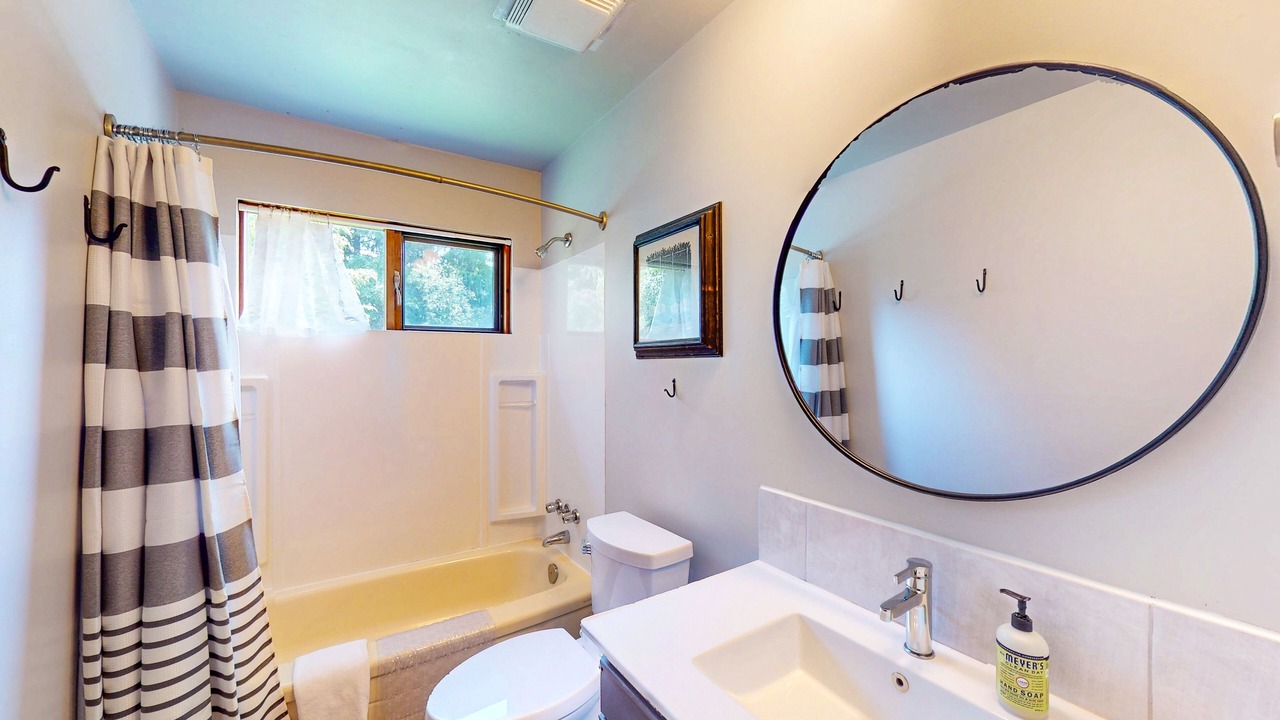 Photo of Bathroom in Christina Lake
