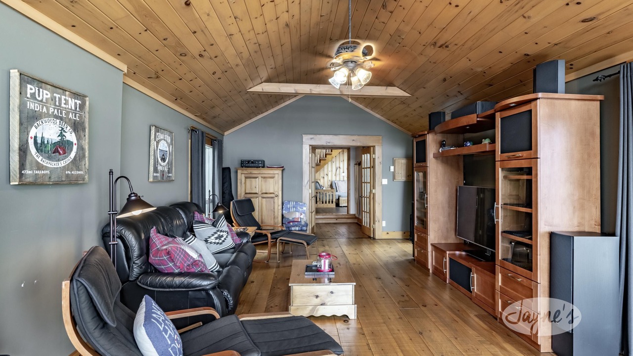 Photo of Bedroom in Bala