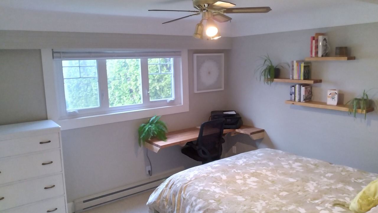 Photo of Bedroom in Gordon Head