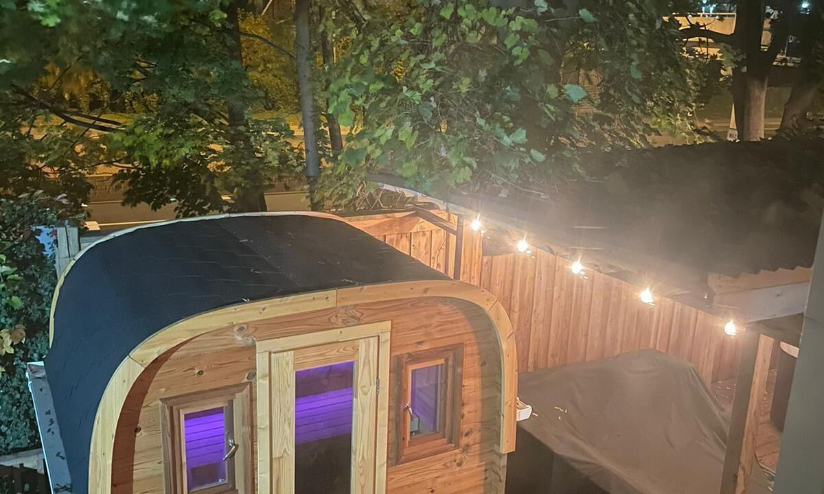 Photo of Patio Balcony in Niagara Falls