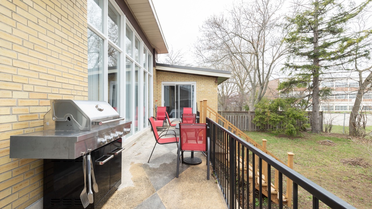 Photo of Patio Balcony in Bathurst Manor