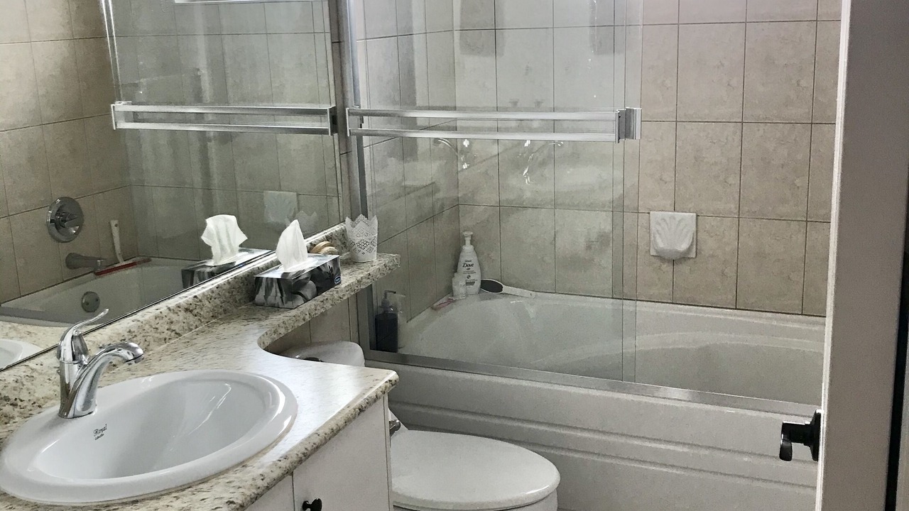Photo of Bathroom in Vancouver South