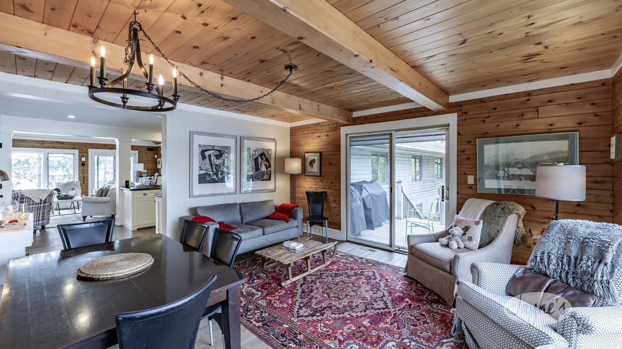 Photo of Bedroom in Algonquin Highlands