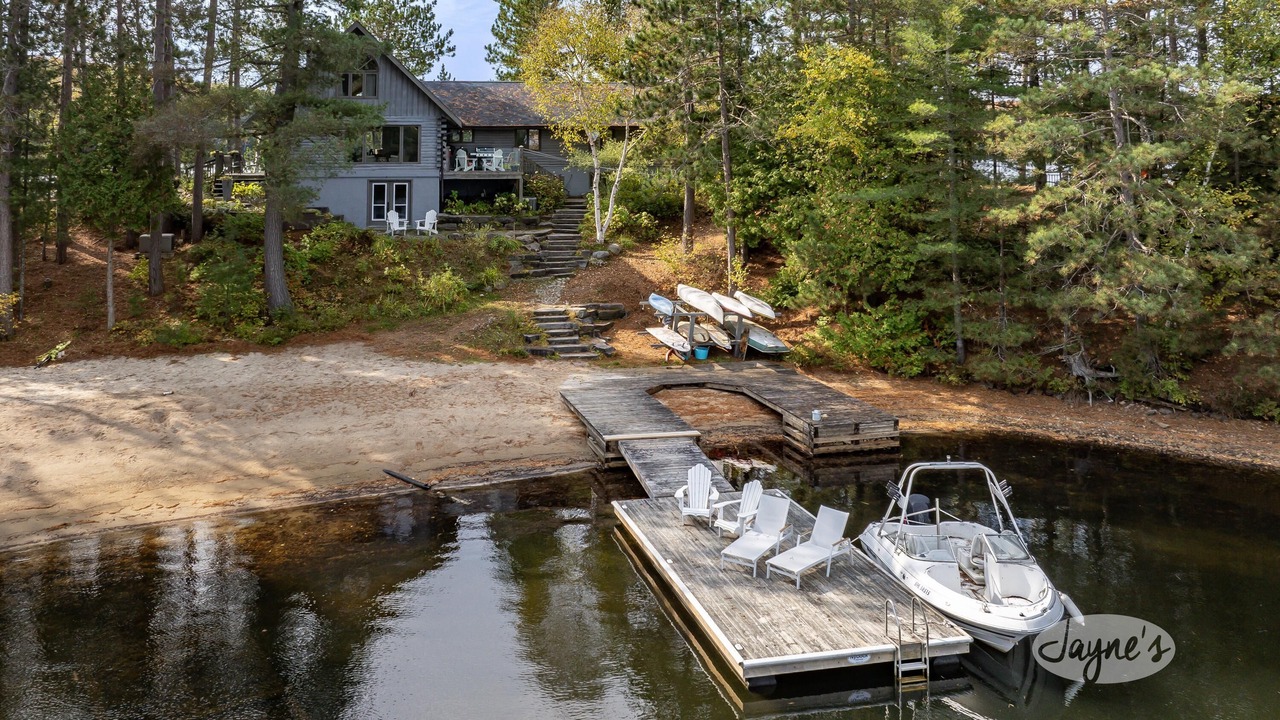 Photo of Outdoor in Algonquin Highlands