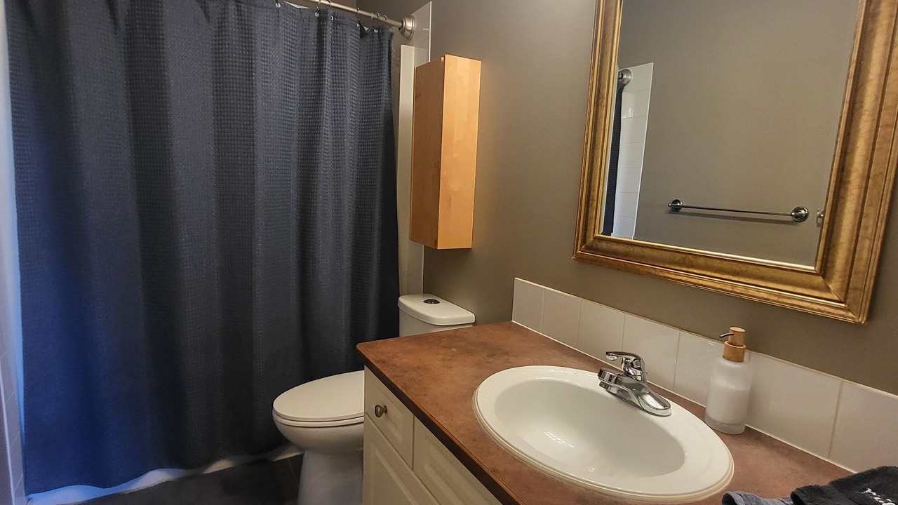Photo of Bathroom in Sylvan Lake