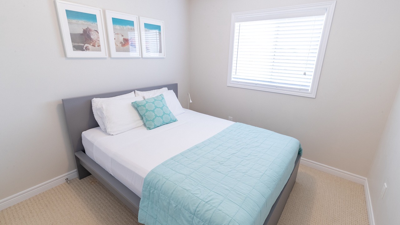 Photo of Bedroom in Crystal Beach