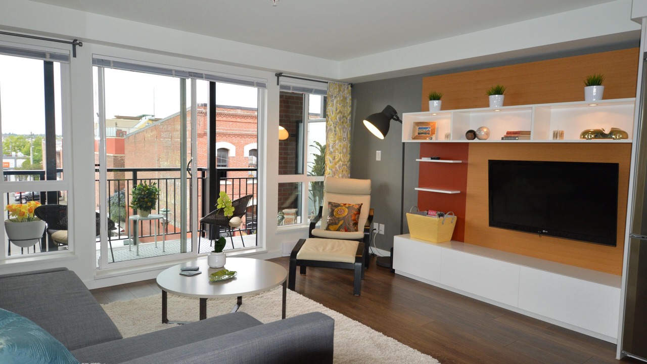 Photo of Livingroom in Downtown Victoria