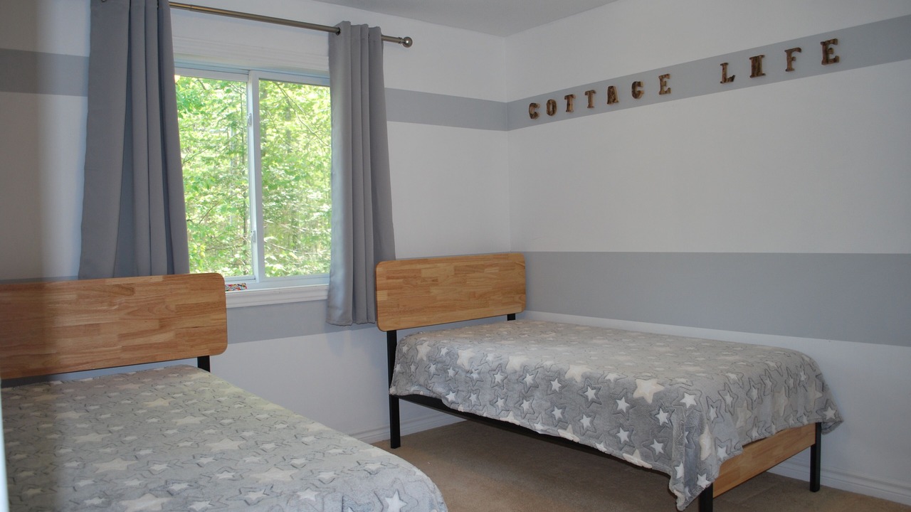 Photo of Bedroom in McMurrich/Monteith