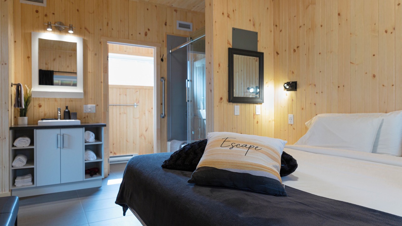 Photo of Bedroom in Saint-Paul-de-Montminy
