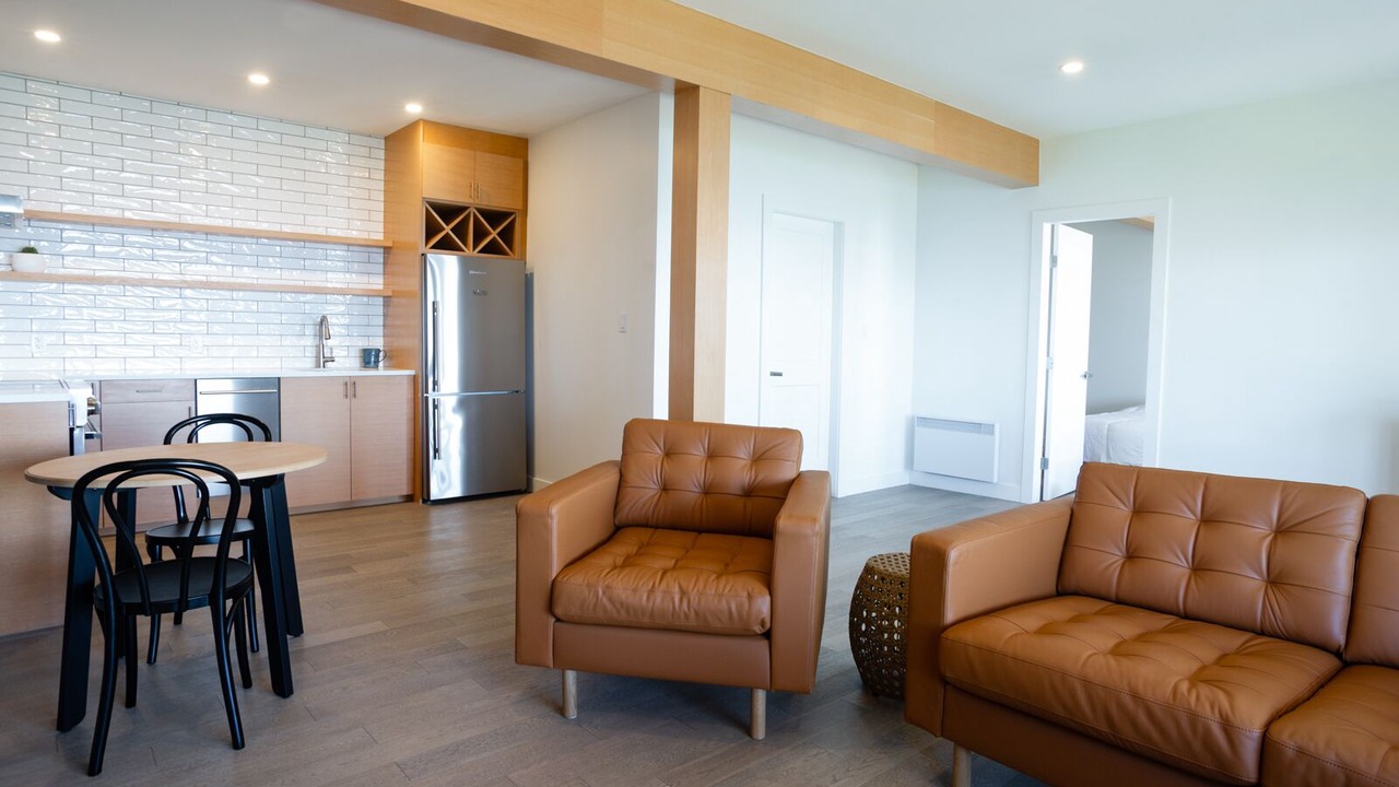 Photo of Livingroom in Juan de Fuca Electoral Area