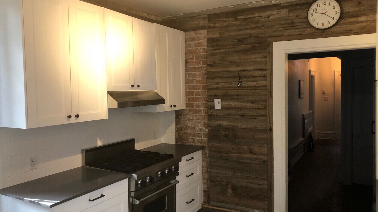 Photo of Kitchen in Cote-Des-Neiges—Notre-Dame-De-Grace