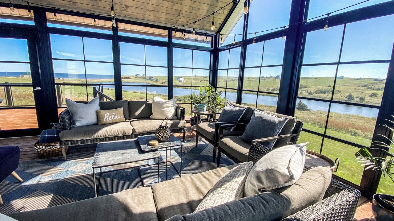 Photo of Livingroom in Sea View