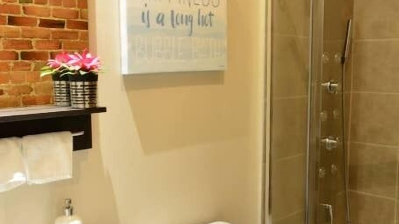 Photo of Bathroom in Plateau Mont Royal