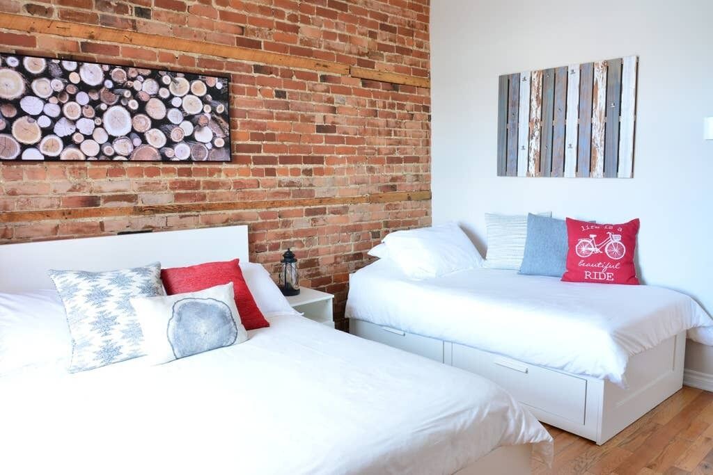 Photo of Bedroom in Plateau Mont Royal