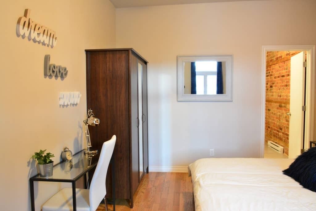 Photo of Bedroom in Plateau Mont Royal
