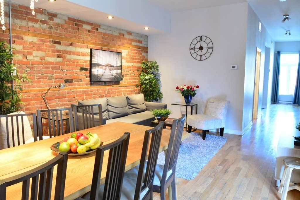 Photo of Bedroom in Plateau Mont Royal
