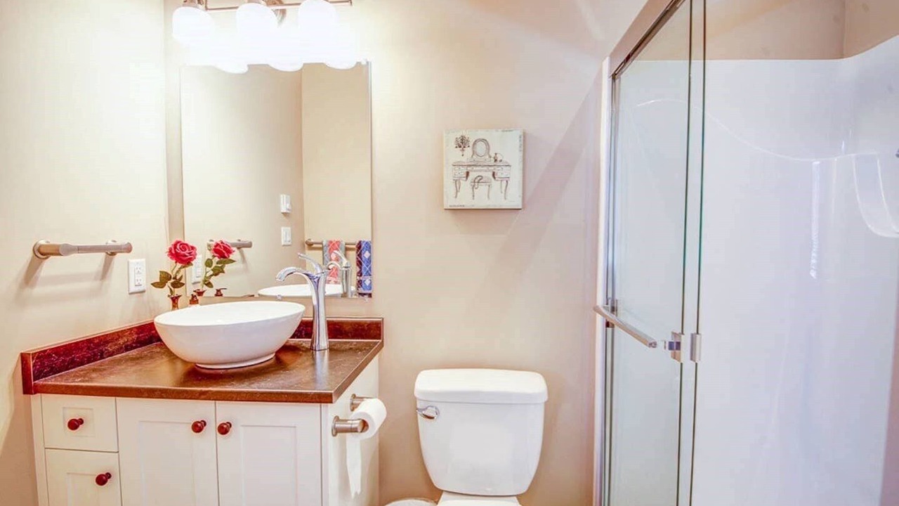 Photo of Bathroom in Port Renfrew