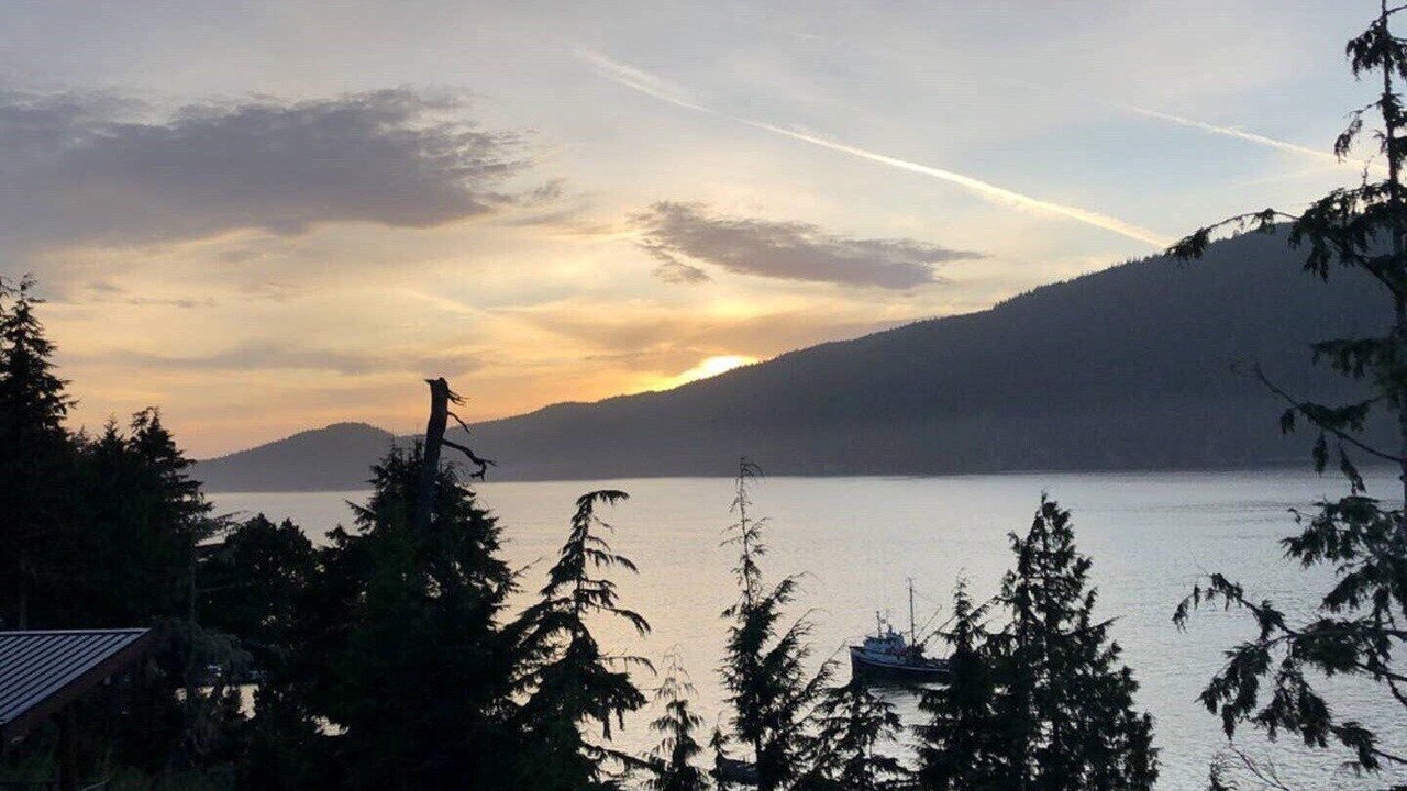 Photo of Patio Balcony in Port Renfrew