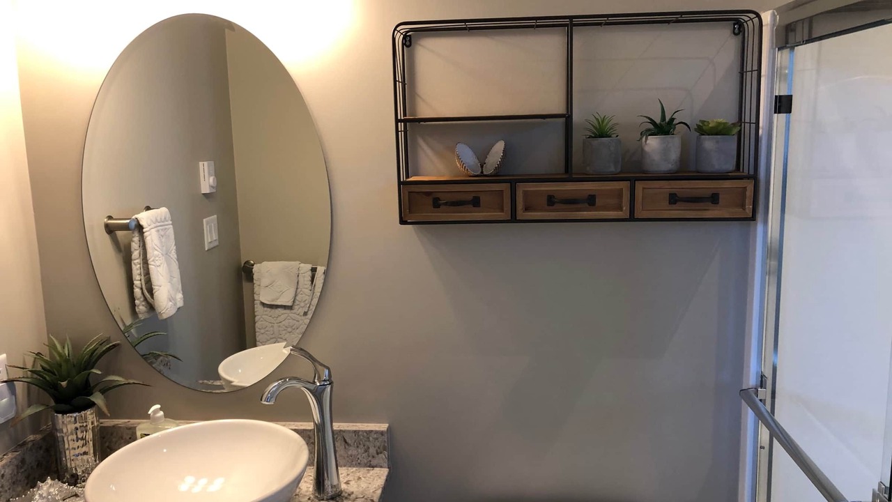 Photo of Bathroom in Port Renfrew