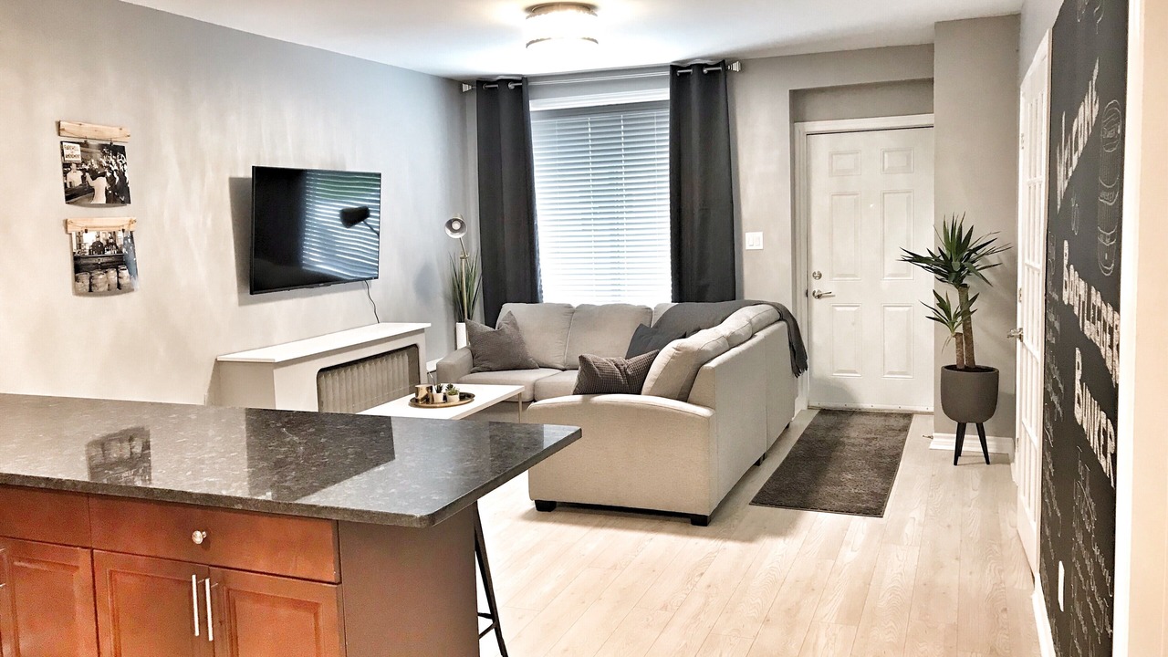 Photo of Livingroom in Walkerville